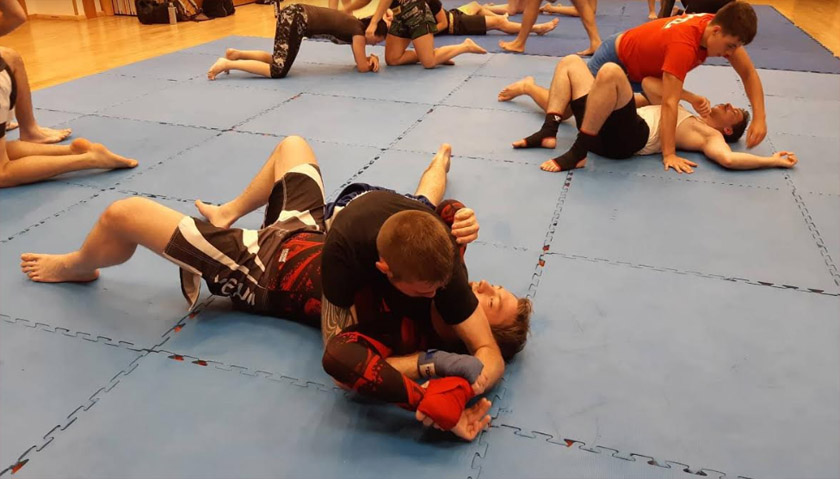 poletni-treningi-boks-kikboks-mma1