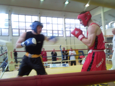 boks-boksarska-liga-bostjan-v-akciji