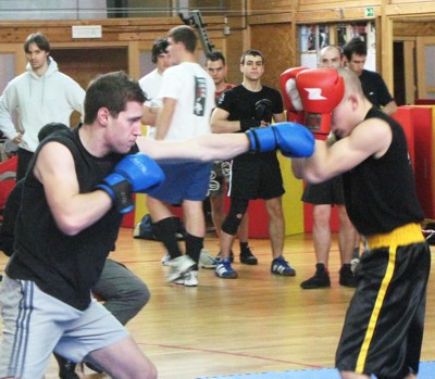 klubska-tekma-v-boksu