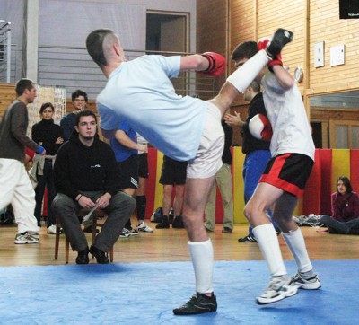 klubska-tekma-v-kikboks-low-kicku