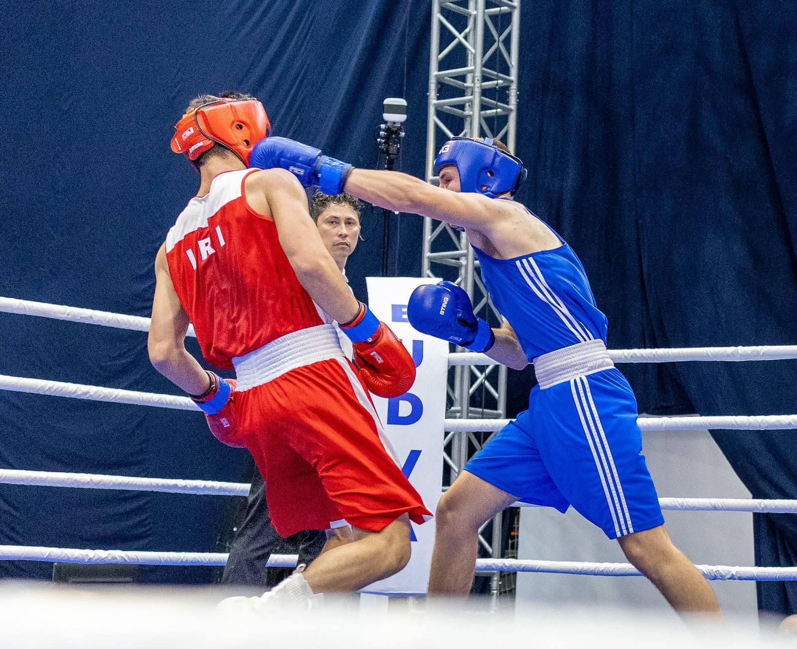 Svetovno prvenstvo U19 v Budvi: Miha Kralj do osmine finala, dragocene izkušnje za naša boksarja